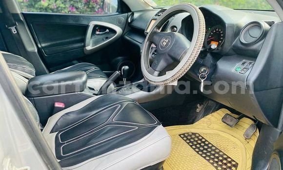 Buy Used Toyota RAV4 Silver Car in Dar es Salaam in Dar es Salaam Buy Used Toyota RAV4 Silver Car in Dar es Salaam in Dar es Salaam
