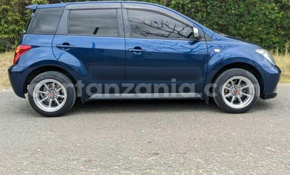 Buy Used Toyota IST Blue Car in Dar es Salaam in Dar es Salaam