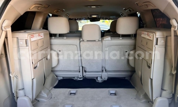 Buy Used Toyota Land Cruiser White Car in Dar es Salaam in Dar es Salaam Buy Used Toyota Land Cruiser White Car in Dar es Salaam in Dar es Salaam