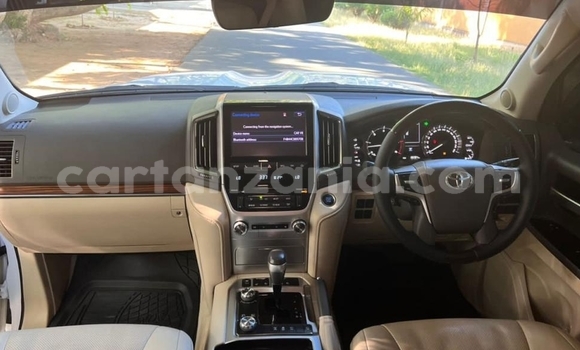Buy Used Toyota Land Cruiser White Car in Dar es Salaam in Dar es Salaam Buy Used Toyota Land Cruiser White Car in Dar es Salaam in Dar es Salaam