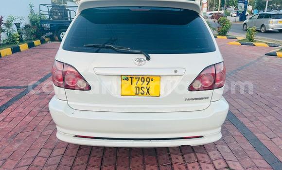 Nunua Ilio tumika Toyota Harrier Nyeupe Gari ndani ya Dar es Salaam nchini Dar es Salaam Nunua Ilio tumika Toyota Harrier Nyeupe Gari ndani ya Dar es Salaam nchini Dar es Salaam
