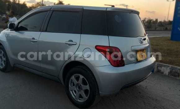 Buy Used Toyota IST Silver Car in Dar es Salaam in Dar es Salaam Buy Used Toyota IST Silver Car in Dar es Salaam in Dar es Salaam