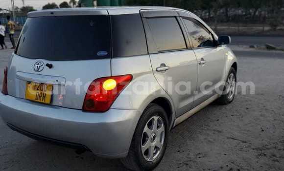 Buy Used Toyota IST Silver Car in Dar es Salaam in Dar es Salaam Buy Used Toyota IST Silver Car in Dar es Salaam in Dar es Salaam