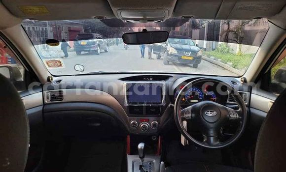Nunua Ilio tumika Subaru Forester Nyeupe Gari ndani ya Dar es Salaam nchini Dar es Salaam Nunua Ilio tumika Subaru Forester Nyeupe Gari ndani ya Dar es Salaam nchini Dar es Salaam