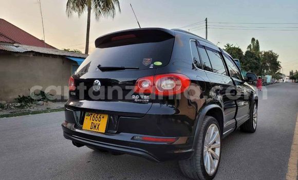 Nunua Ilio tumika Volkswagen Tiguan Nyeusi Gari ndani ya Dar es Salaam nchini Dar es Salaam Nunua Ilio tumika Volkswagen Tiguan Nyeusi Gari ndani ya Dar es Salaam nchini Dar es Salaam