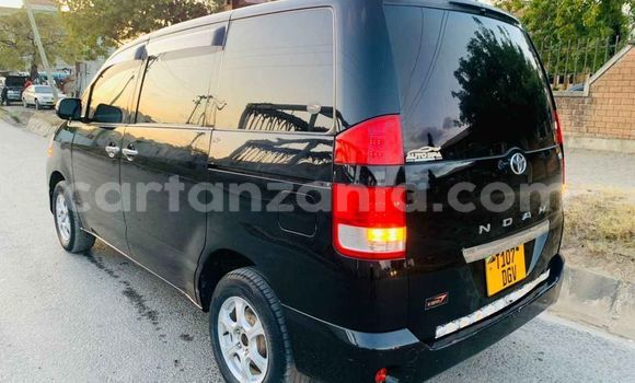 Nunua Ilio tumika Toyota Noah Nyeusi Gari ndani ya Dar es Salaam nchini Dar es Salaam Nunua Ilio tumika Toyota Noah Nyeusi Gari ndani ya Dar es Salaam nchini Dar es Salaam