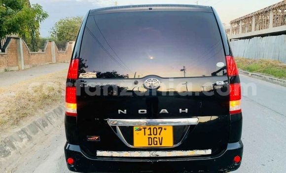 Nunua Ilio tumika Toyota Noah Nyeusi Gari ndani ya Dar es Salaam nchini Dar es Salaam Nunua Ilio tumika Toyota Noah Nyeusi Gari ndani ya Dar es Salaam nchini Dar es Salaam