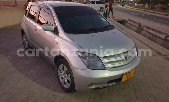 Buy Used Toyota IST Silver Car in Dar es Salaam in Dar es Salaam