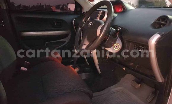 Nunua Ilio tumika Toyota IST Fedha Gari ndani ya Dar es Salaam nchini Dar es Salaam Nunua Ilio tumika Toyota IST Fedha Gari ndani ya Dar es Salaam nchini Dar es Salaam