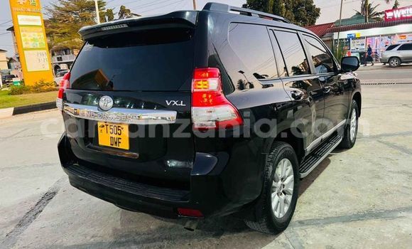 Nunua Ilio tumika Toyota Land Cruiser Prado Nyeusi Gari ndani ya Dar es Salaam nchini Dar es Salaam Nunua Ilio tumika Toyota Land Cruiser Prado Nyeusi Gari ndani ya Dar es Salaam nchini Dar es Salaam
