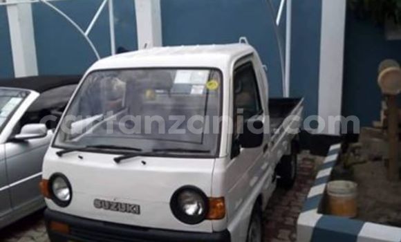 Buy Used Suzuki Carry White Car in Dar es Salaam in Dar es Salaam Buy Used Suzuki Carry White Car in Dar es Salaam in Dar es Salaam