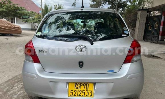 Nunua Ilio tumika Toyota Vitz Fedha Gari ndani ya Ilala nchini Dar es Salaam Nunua Ilio tumika Toyota Vitz Fedha Gari ndani ya Ilala nchini Dar es Salaam