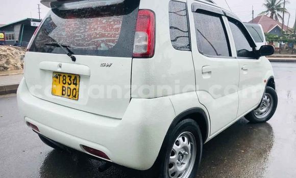 Nunua Ilio tumika Suzuki Swift Nyeupe Gari ndani ya Dar es Salaam nchini Dar es Salaam Nunua Ilio tumika Suzuki Swift Nyeupe Gari ndani ya Dar es Salaam nchini Dar es Salaam