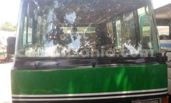 Nunua Ilio tumika Toyota Coaster Kijani Gari ndani ya Dar es Salaam nchini Dar es Salaam Nunua Ilio tumika Toyota Coaster Kijani Gari ndani ya Dar es Salaam nchini Dar es Salaam