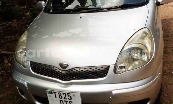 Nunua Ilio tumika Toyota FunCargo Fedha Gari ndani ya Dar es Salaam nchini Dar es Salaam Nunua Ilio tumika Toyota FunCargo Fedha Gari ndani ya Dar es Salaam nchini Dar es Salaam