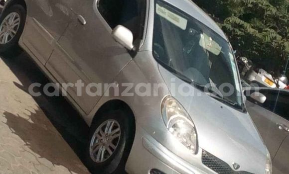 Nunua Ilio tumika Toyota FunCargo Fedha Gari ndani ya Dar es Salaam nchini Dar es Salaam Nunua Ilio tumika Toyota FunCargo Fedha Gari ndani ya Dar es Salaam nchini Dar es Salaam