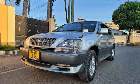 Buy Used Toyota Harrier Silver Car in Dar es Salaam in Dar es Salaam
