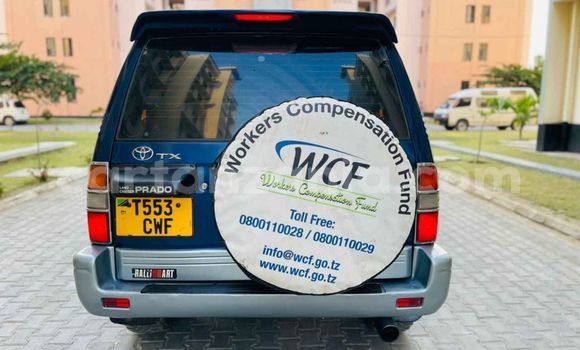 Nunua Ilio tumika Toyota Land Cruiser Prado Bluu Gari ndani ya Dar es Salaam nchini Dar es Salaam Nunua Ilio tumika Toyota Land Cruiser Prado Bluu Gari ndani ya Dar es Salaam nchini Dar es Salaam