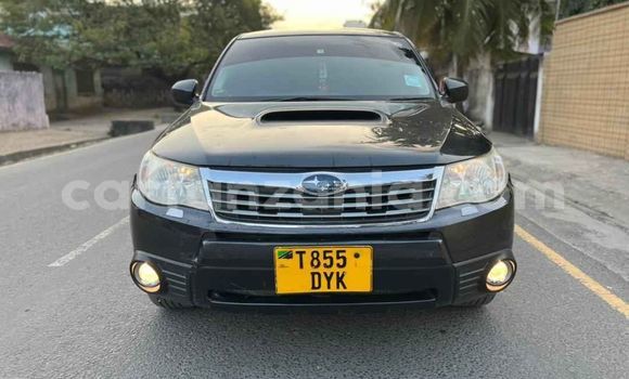 Nunua Ilio tumika Subaru Forester Nyeusi Gari ndani ya Dar es Salaam nchini Dar es Salaam
