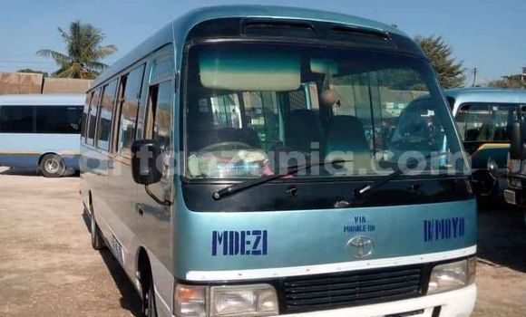 Buy Used Toyota Coaster Green Car in Dar es Salaam in Dar es Salaam