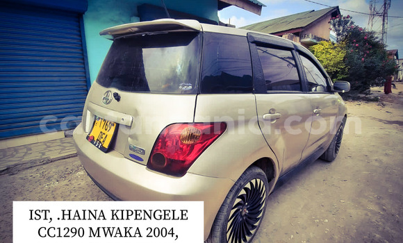 Nunua Ilio tumika Toyota IST Fedha Gari ndani ya Dar es Salaam nchini Dar es Salaam Nunua Ilio tumika Toyota IST Fedha Gari ndani ya Dar es Salaam nchini Dar es Salaam