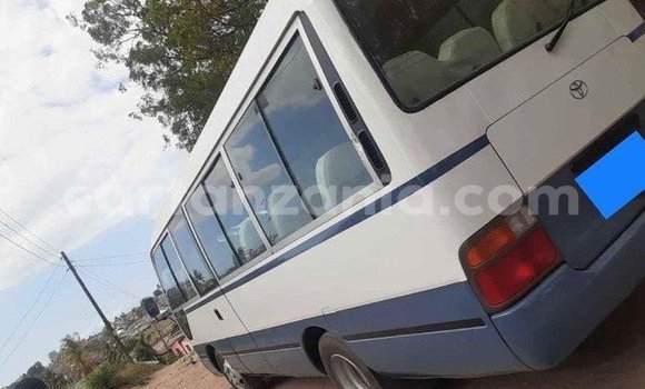 Buy Used Toyota Coaster White Car in Dar es Salaam in Dar es Salaam Buy Used Toyota Coaster White Car in Dar es Salaam in Dar es Salaam