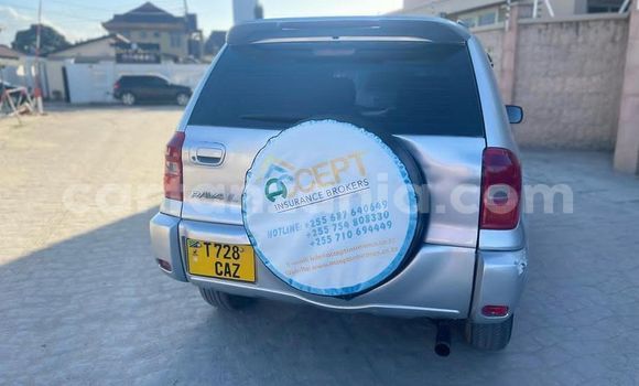 Buy Used Toyota RAV4 Silver Car in Dar es Salaam in Dar es Salaam Buy Used Toyota RAV4 Silver Car in Dar es Salaam in Dar es Salaam