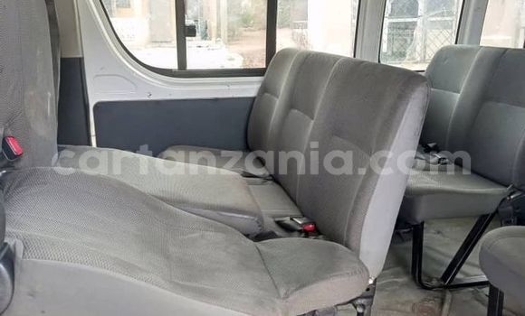 Buy Used Toyota Hiace White Car in Dar es Salaam in Dar es Salaam Buy Used Toyota Hiace White Car in Dar es Salaam in Dar es Salaam