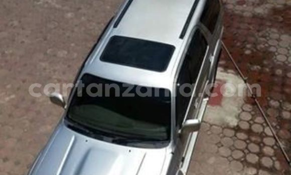 Buy Used Toyota Surf Silver Car in Dar es Salaam in Dar es Salaam Buy Used Toyota Surf Silver Car in Dar es Salaam in Dar es Salaam