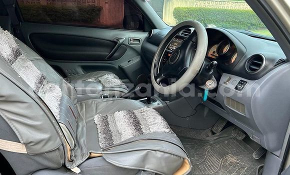 Nunua Ilio tumika Toyota RAV4 Beige Gari ndani ya Dar es Salaam nchini Dar es Salaam Nunua Ilio tumika Toyota RAV4 Beige Gari ndani ya Dar es Salaam nchini Dar es Salaam