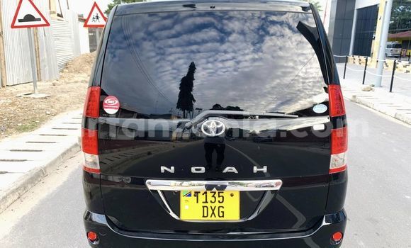 Nunua Ilio tumika Toyota Noah Nyeusi Gari ndani ya Dar es Salaam nchini Dar es Salaam Nunua Ilio tumika Toyota Noah Nyeusi Gari ndani ya Dar es Salaam nchini Dar es Salaam