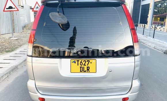 Nunua Ilio tumika Toyota Noah Fedha Gari ndani ya Dar es Salaam nchini Dar es Salaam Nunua Ilio tumika Toyota Noah Fedha Gari ndani ya Dar es Salaam nchini Dar es Salaam