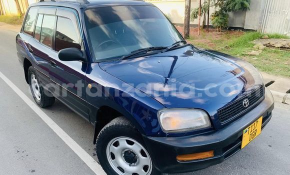 Nunua Ilio tumika Toyota RAV4 Bluu Gari ndani ya Dar es Salaam nchini Dar es Salaam Nunua Ilio tumika Toyota RAV4 Bluu Gari ndani ya Dar es Salaam nchini Dar es Salaam