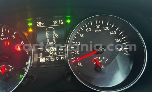 Nunua Ilio tumika Nissan Dualis Nyeusi Gari ndani ya Dar es Salaam nchini Dar es Salaam Nunua Ilio tumika Nissan Dualis Nyeusi Gari ndani ya Dar es Salaam nchini Dar es Salaam