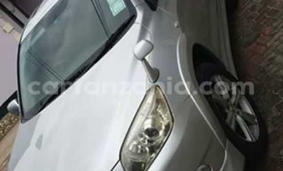 Buy Used Toyota RAV4 Silver Car in Dar es Salaam in Dar es Salaam Buy Used Toyota RAV4 Silver Car in Dar es Salaam in Dar es Salaam