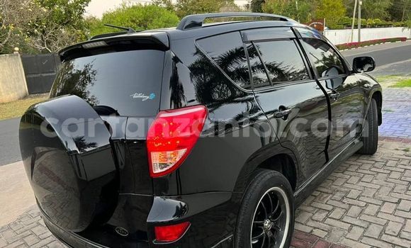 Nunua Ilio tumika Toyota RAV4 Nyeusi Gari ndani ya Dar es Salaam nchini Dar es Salaam Nunua Ilio tumika Toyota RAV4 Nyeusi Gari ndani ya Dar es Salaam nchini Dar es Salaam