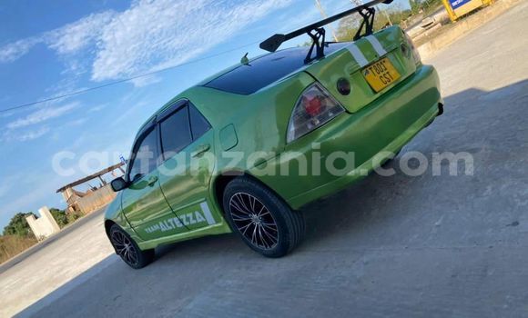 Buy Used Toyota Altezza Green Car in Dar es Salaam in Dar es Salaam Buy Used Toyota Altezza Green Car in Dar es Salaam in Dar es Salaam