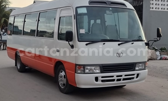 Nunua Mpya Toyota Coaster Nyeupe Gari ndani ya Dar es Salaam nchini Dar es Salaam Nunua Mpya Toyota Coaster Nyeupe Gari ndani ya Dar es Salaam nchini Dar es Salaam