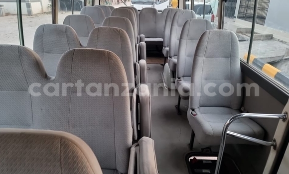 Nunua Mpya Toyota Coaster Nyeupe Gari ndani ya Dar es Salaam nchini Dar es Salaam Nunua Mpya Toyota Coaster Nyeupe Gari ndani ya Dar es Salaam nchini Dar es Salaam