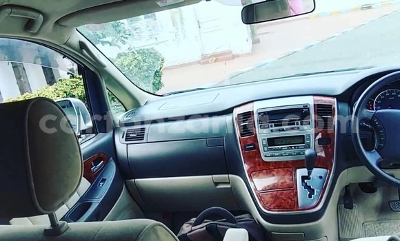 Nunua Imported Toyota Alphard Nyingine Gari ndani ya Dar es Salaam nchini Dar es Salaam Nunua Imported Toyota Alphard Nyingine Gari ndani ya Dar es Salaam nchini Dar es Salaam