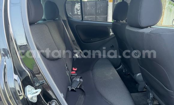 Nunua Imported Toyota Vitz Nyeusi Gari ndani ya Dar es Salaam nchini Dar es Salaam Nunua Imported Toyota Vitz Nyeusi Gari ndani ya Dar es Salaam nchini Dar es Salaam