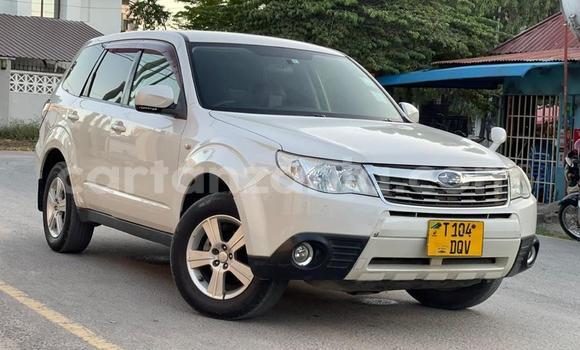 Nunua Ilio tumika Subaru Forester Nyeupe Gari ndani ya Dar es Salaam nchini Dar es Salaam Nunua Ilio tumika Subaru Forester Nyeupe Gari ndani ya Dar es Salaam nchini Dar es Salaam