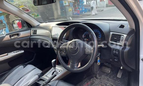 Nunua Ilio tumika Subaru Forester Nyeupe Gari ndani ya Dar es Salaam nchini Dar es Salaam Nunua Ilio tumika Subaru Forester Nyeupe Gari ndani ya Dar es Salaam nchini Dar es Salaam