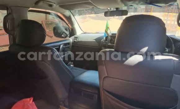 Buy Used Toyota Land Cruiser White Car in Dar es Salaam in Dar es Salaam Buy Used Toyota Land Cruiser White Car in Dar es Salaam in Dar es Salaam