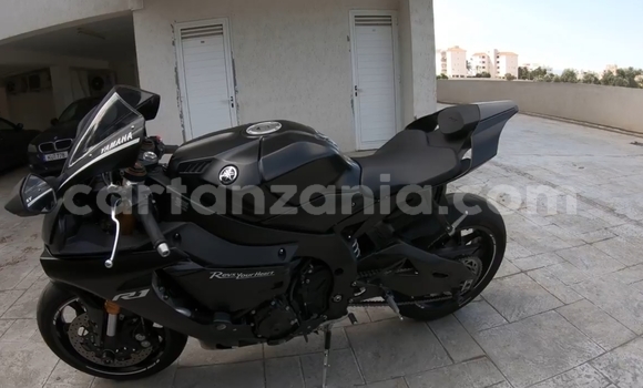 Buy Used Yamaha R1 Black Bike in Singida in Singida Buy Used Yamaha R1 Black Bike in Singida in Singida