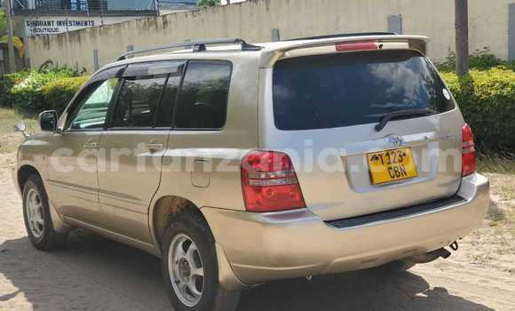 Buy Used Toyota Kluger Other Car in Dar es Salaam in Dar es Salaam Buy Used Toyota Kluger Other Car in Dar es Salaam in Dar es Salaam