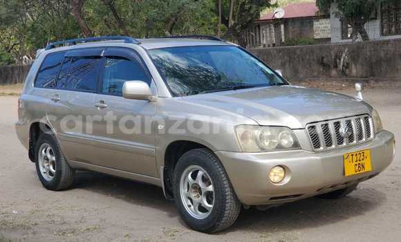 Buy Used Toyota Kluger Other Car in Dar es Salaam in Dar es Salaam Buy Used Toyota Kluger Other Car in Dar es Salaam in Dar es Salaam