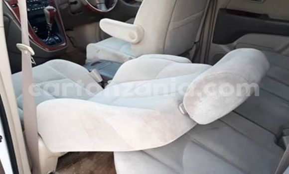 Buy Used Toyota Harrier White Car in Arusha in Arusha Buy Used Toyota Harrier White Car in Arusha in Arusha