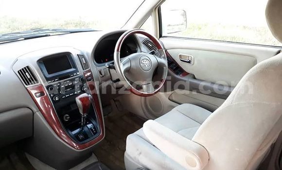 Buy Used Toyota Harrier White Car in Arusha in Arusha Buy Used Toyota Harrier White Car in Arusha in Arusha