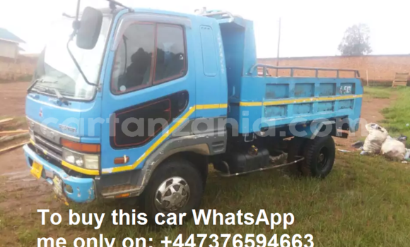 Nunua Ilio tumika Mitsubishi Pajero Bluu Gari ndani ya Dar es Salaam nchini Dar es Salaam